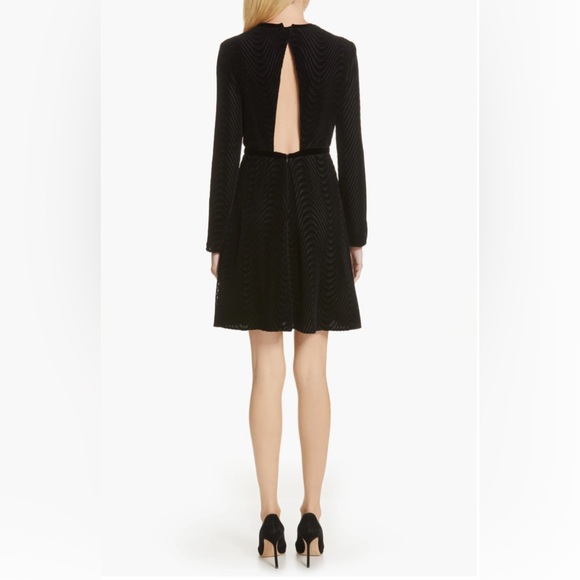 Emporio Armani open back flare dress NWT - Picture 3 of 9